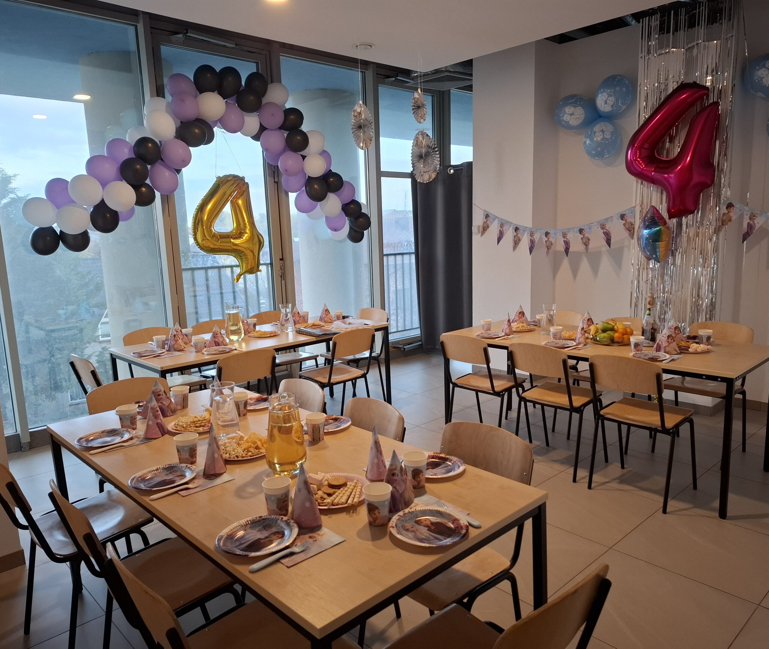 Sala urodzinowa na sali zabaw dla dzieci Gdynia Witawa Zabawa Witomino